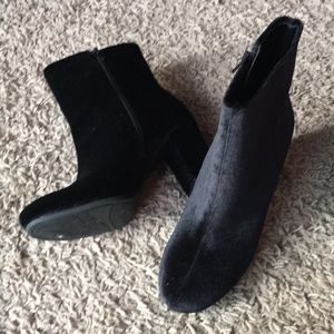 Ankle boots